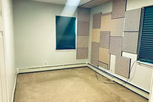 13 Shanley Ave, Newark, NJ 07108 - Photo 6