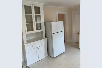 14 Laura Ave #3, Nutley, NJ 07110 - Photo 8