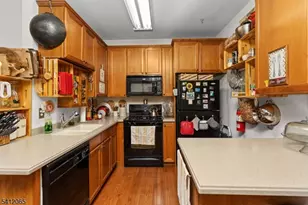 411 Deluca Rd, Belleville, NJ 07109 - Photo 12