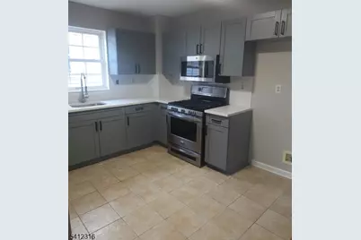307 Smith St, Newark, NJ 07106 - Photo 6