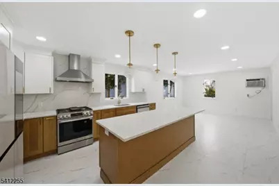 68 Port Reading Ave, Woodbridge Township, NJ 07095 - Photo 10