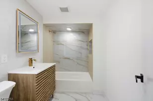 68 Port Reading Ave, Woodbridge Township, NJ 07095 - Photo 22