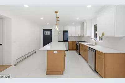 68 Port Reading Ave, Woodbridge Township, NJ 07095 - Photo 12