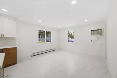68 Port Reading Ave, Woodbridge Township, NJ 07095 - Photo 14