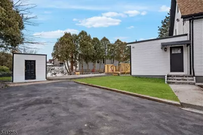 68 Port Reading Ave, Woodbridge Township, NJ 07095 - Photo 30