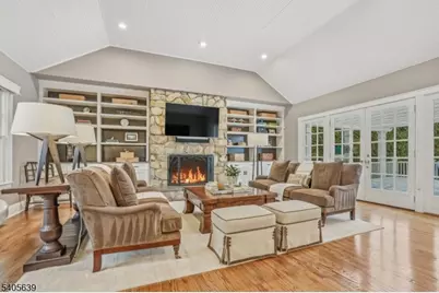 2 Robert Dr, Millburn, NJ 07078 - Photo 20