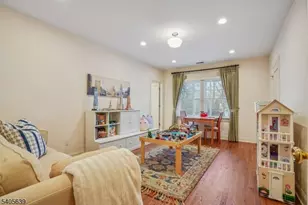 2 Robert Dr, Millburn, NJ 07078 - Photo 32