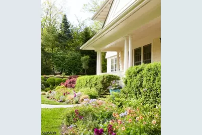 2 Robert Dr, Millburn, NJ 07078 - Photo 2