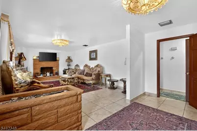 6 E 2nd St, Woodbridge Township, NJ 07064 - Photo 4