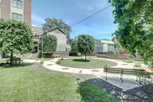 90 Clinton Ave, Newark, NJ 07114 - Photo 24