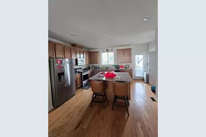 10 Bond St, North Brunswick Township, NJ 08902 - Photo 4