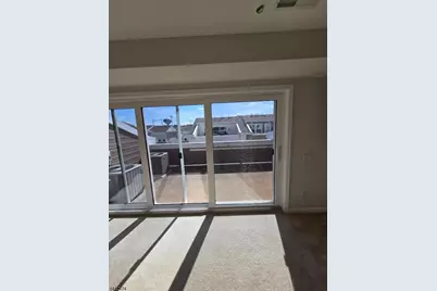 10 Bond St, North Brunswick Township, NJ 08902 - Photo 18