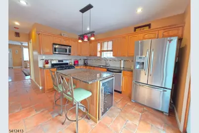 564 Chapman St, Hillside, NJ 07205 - Photo 2