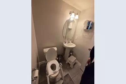 2 Bond St, North Brunswick Township, NJ 08902 - Photo 8