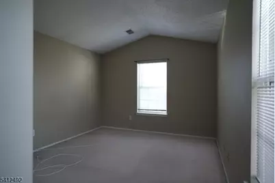 50 Tanglewood Ct, South Brunswick Township, NJ 08852 - Photo 10