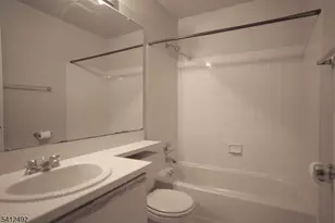 50 Tanglewood Ct, South Brunswick Township, NJ 08852 - Photo 14