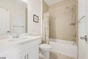 36 Cortland Ct, Livingston, NJ 07039 - Photo 12