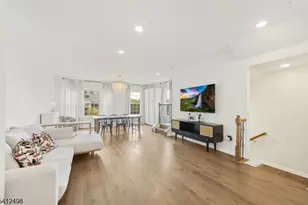 36 Cortland Ct, Livingston, NJ 07039 - Photo 6