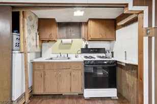 86 Kakeout Rd, Butler, NJ 07405 - Photo 30