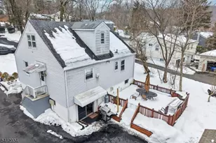 86 Kakeout Rd, Butler, NJ 07405 - Photo 42