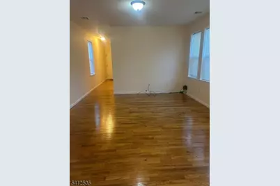 185 Parrow St, Orange, NJ 07050 - Photo 2