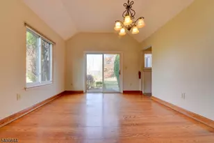 4 Hawthorne Pl, Bernards Township, NJ 07920 - Photo 6