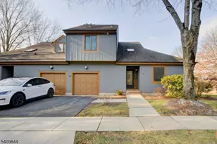 4 Hawthorne Pl, Bernards Township, NJ 07920 - Photo 1