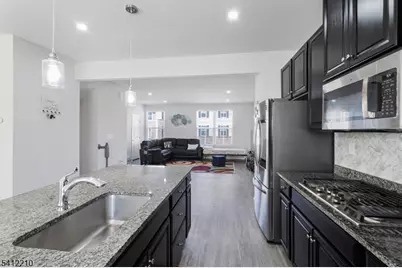 16 Sedicavage Way, Mount Olive, NJ 07828 - Photo 6