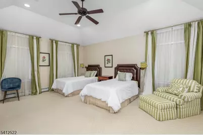 6 Harding Ct, Passaic, NJ 07055 - Photo 10