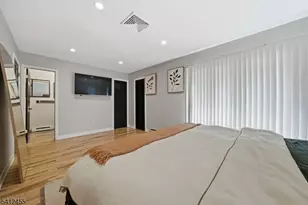 160 Overlook Dr, Union Township, NJ 08809 - Photo 14