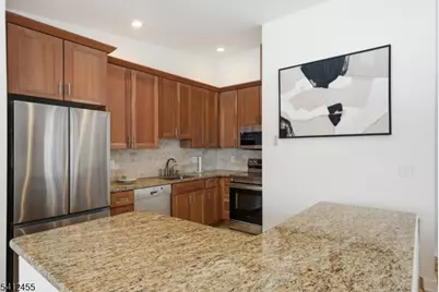 160 Overlook Dr, Union Township, NJ 08809 - Photo 10