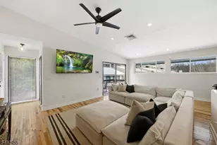 160 Overlook Dr, Union Township, NJ 08809 - Photo 6