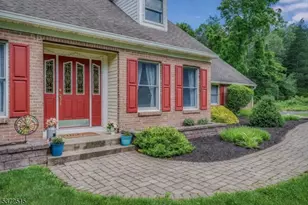 69 Lincoln Laurel Rd, Frelinghuysen Township, NJ 07860 - Photo 4