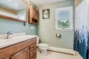 69 Lincoln Laurel Rd, Frelinghuysen Township, NJ 07860 - Photo 18