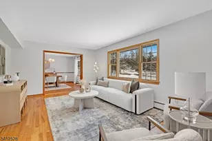 52 Valley View Rd, Warren Township, NJ 07059 - Photo 4