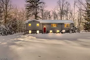 52 Valley View Rd, Warren Township, NJ 07059 - Photo 2