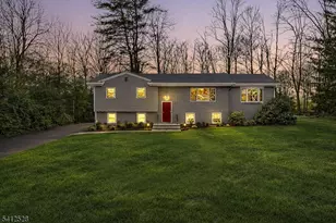 52 Valley View Rd, Warren Township, NJ 07059 - Photo 1