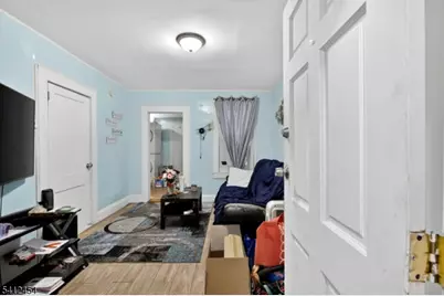 527 Valley St, Orange, NJ 07050 - Photo 10