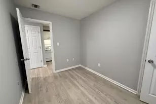 34 Auburn St, Paterson, NJ 07501 - Photo 16