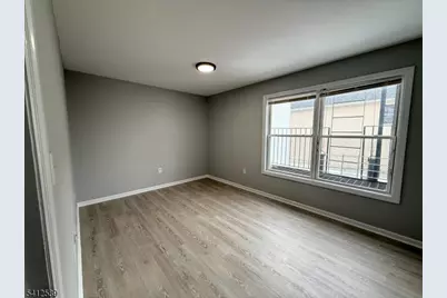 34 Auburn St, Paterson, NJ 07501 - Photo 14