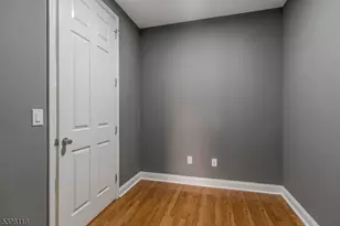 225 Windmill Ct, Lopatcong Township, NJ 08865 - Photo 18