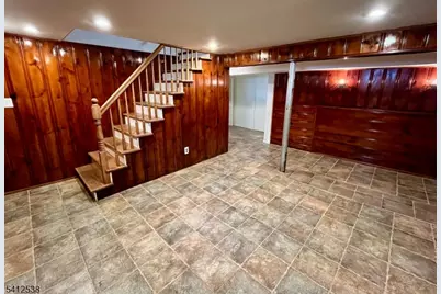 1265 Shetland Dr, Union Township, NJ 07083 - Photo 20