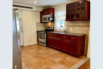 1265 Shetland Dr, Union Township, NJ 07083 - Photo 4