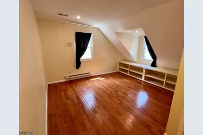 1265 Shetland Dr, Union Township, NJ 07083 - Photo 10