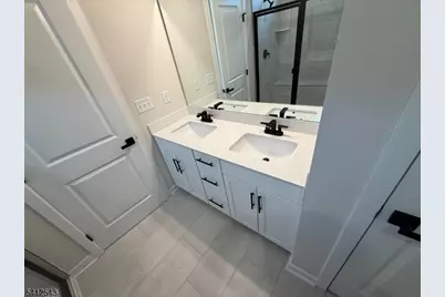 6 Lafayette Ln, Montville Township, NJ 07082 - Photo 18