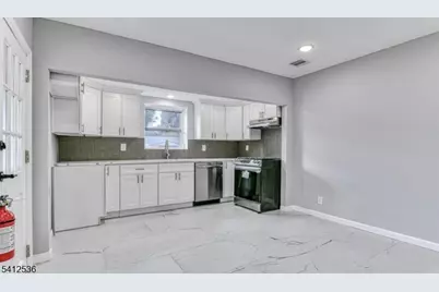 685 Edgewood Pl, North Brunswick Township, NJ 08902 - Photo 34