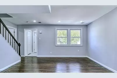 685 Edgewood Pl, North Brunswick Township, NJ 08902 - Photo 32