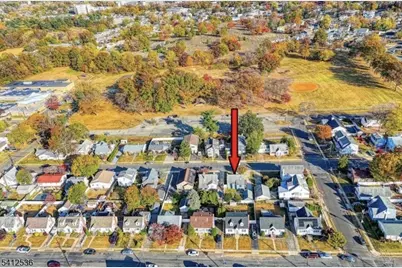 685 Edgewood Pl, North Brunswick Township, NJ 08902 - Photo 16