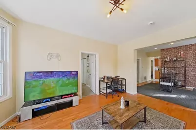 80 Newark Ave, Paterson, NJ 07503 - Photo 22