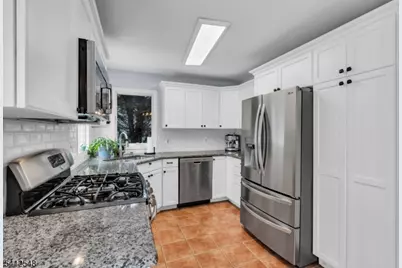 39 Waldon Rd, Fanwood, NJ 07023 - Photo 14